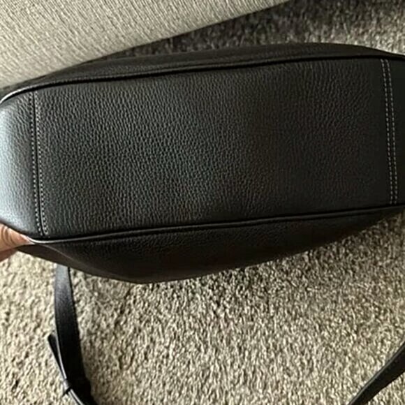 SOLD! Coach Mara Leather Hobo / Crossbody Bag in Black/Gold, EUC, Retail $428 - Picture 2 of 11